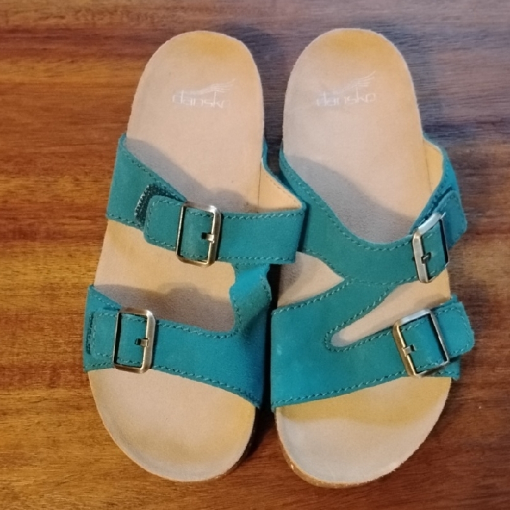 Dansko sIze 40 Teal Sandal